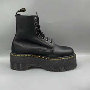 Dr. Martens 1460 Pascal Max High Platform