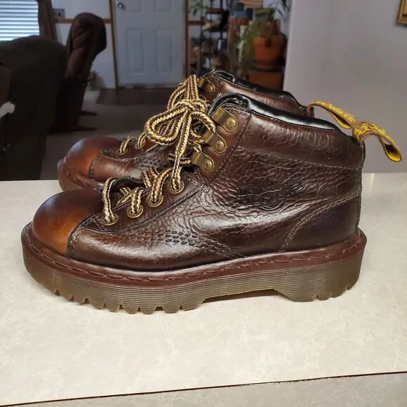Dr. Martens 8287 England Mens Air Wair Chunky Leather Boots Size UK 4  Mens 5
