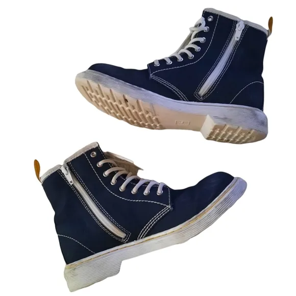 Dr. Martens Airwair Delaney Navy Lace-up Boots
