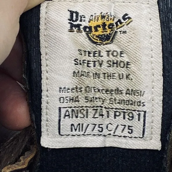 Dr. MARTENS Brown Leather Boots UK 7 /US 8 Men/US 9 Woman Made ENGLAND  7735