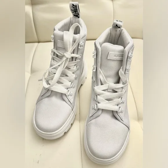 Dr. Martens Chunky Hiker Combs Boots White