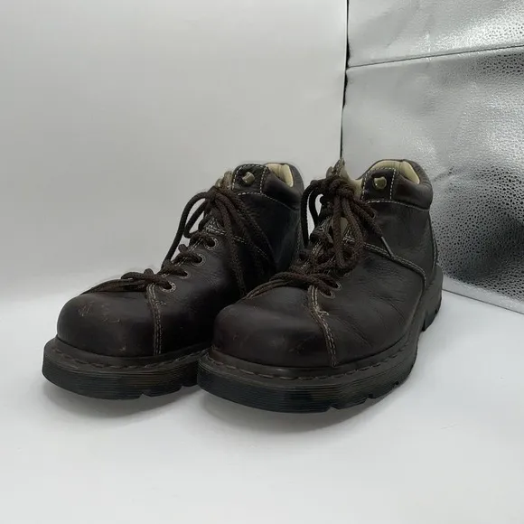 Dr. Martens Mens Sz 11 Brown Pebbled Leather 6 Eye Ankle Boots Y2K chunky sole