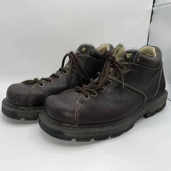 Dr. Martens Mens Sz 11 Brown Pebbled Leather 6 Eye Ankle Boots Y2K chunky sole
