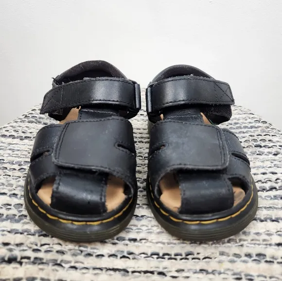 Dr. Martens Moby ll Sandals Toddler Size 9.