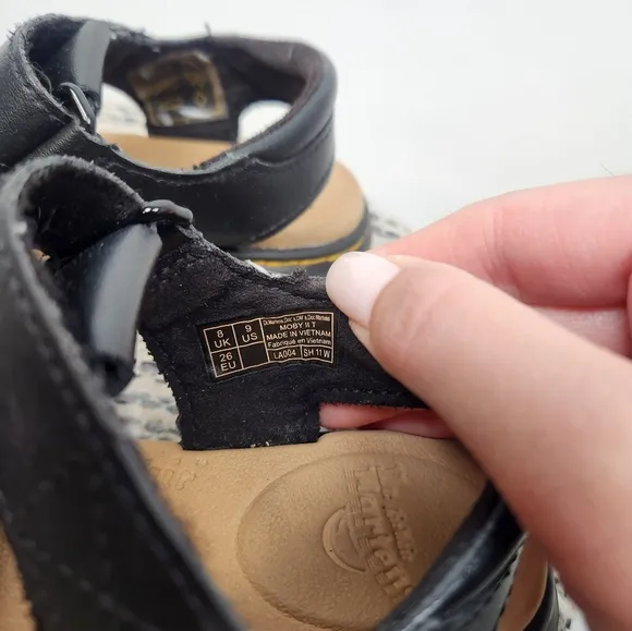 Dr. Martens Moby ll Sandals Toddler Size 9.