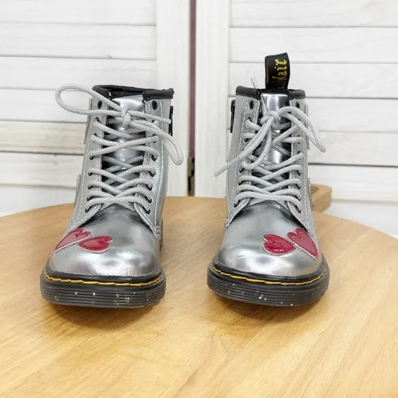 Dr. Martens Toddler 1460 Glitter Hearts Patent Leather Lace Up Boots Silver 8