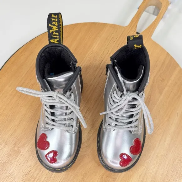 Dr. Martens Toddler 1460 Glitter Hearts Patent Leather Lace Up Boots Silver 8