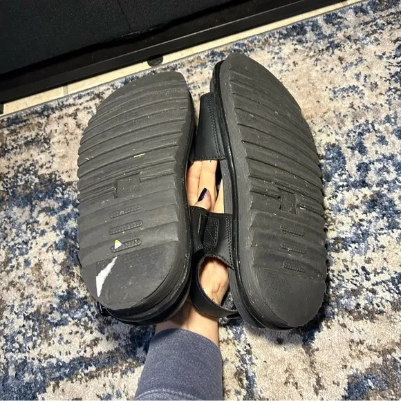 Dr. Martens Voss Soft Wair Black Leather Strap Platform Sandals Size 10