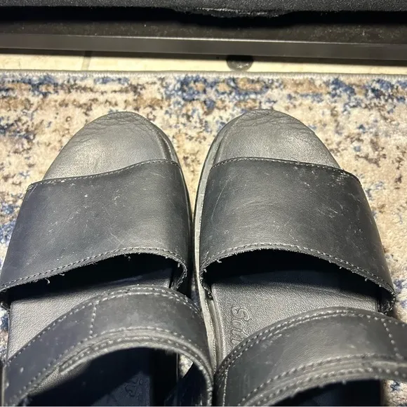 Dr. Martens Voss Soft Wair Black Leather Strap Platform Sandals Size 10