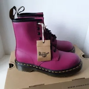 Dr. Martens Women's size 5M Ankle Boot