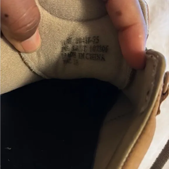 DREW Tan Sneakers Suede Minimalist Design