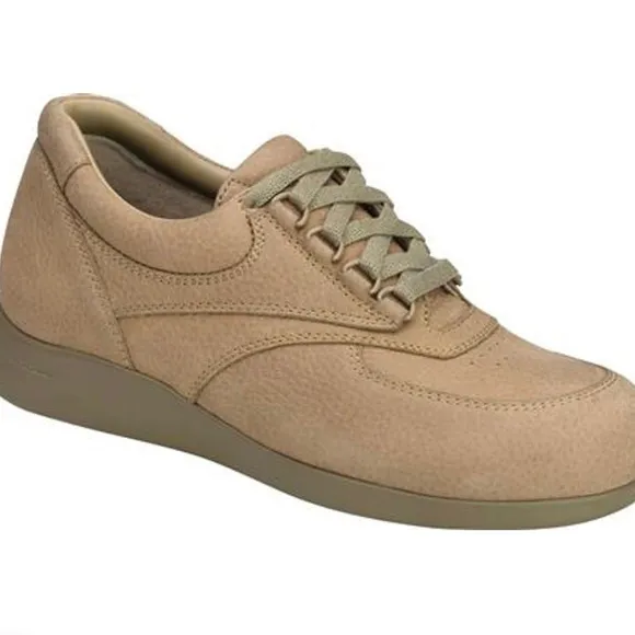 DREW Tan Sneakers Suede Minimalist Design