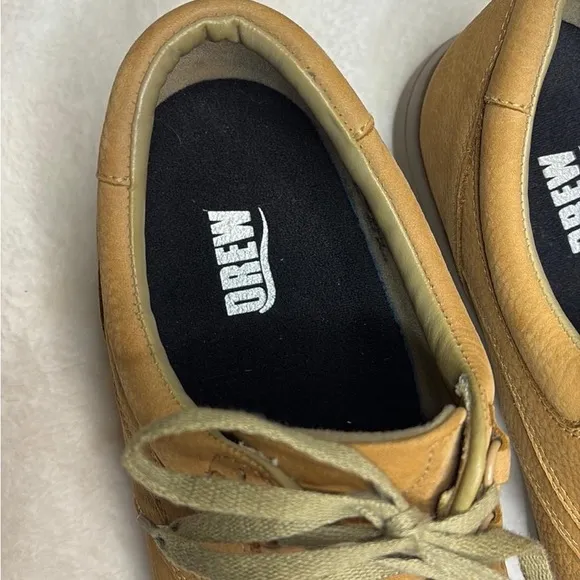DREW Tan Sneakers Suede Minimalist Design