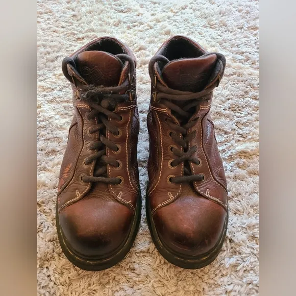 Dr.Martens 9352 Vintage Chunky Heel Lace-Up‎ Leather Brown Boots Made In England
