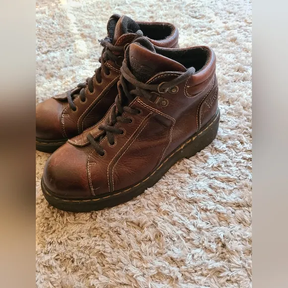 Dr.Martens 9352 Vintage Chunky Heel Lace-Up‎ Leather Brown Boots Made In England
