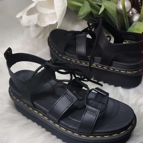 Dr.Martens Nartilla Women's Leather Gladiator Women's Sandals size10 New