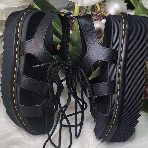 Dr.Martens Nartilla Women's Leather Gladiator Women's Sandals size10 New