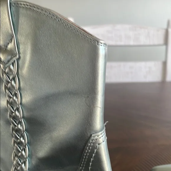 DV by Dolce Vita Green Ankle Boots with Pointed Toe and Chunky Heel