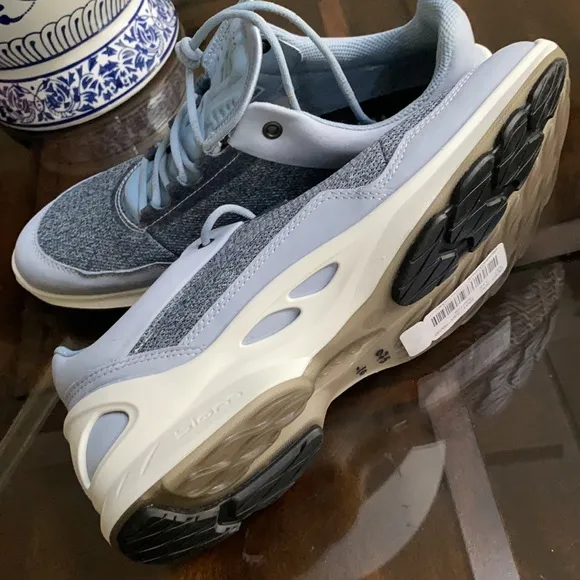 ECCO Biom Fjuel Mesh Dusty Blue Sneakers.