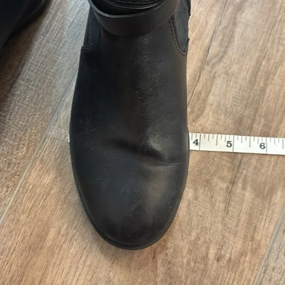 Ecco Women’s Black Leather Moto Boots Size 4-4.5 35 with Buckle Detail Mid Calf