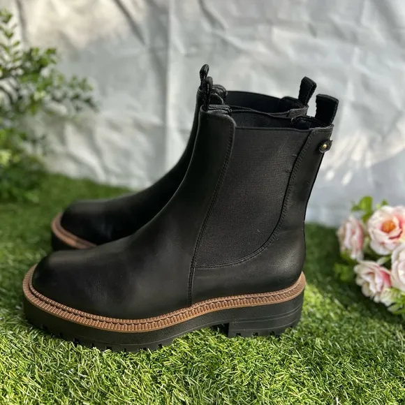 EDELMANLaguna Chelsea boots black size 7.5 gently used$205
