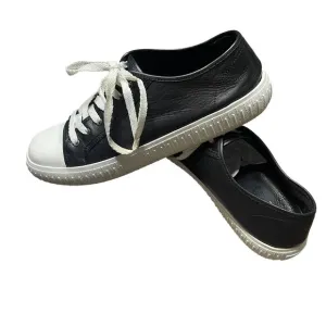 EILEEN FISHER BLACK LEATHER NOD  SNEAKERS SIZE 9.5