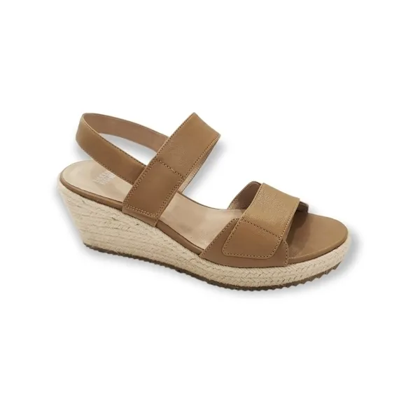 Eileen Fisher velcro strap platform espadrilles size 10