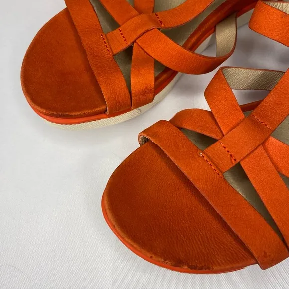 Eileen Fisher Women's Sola Tumbled Nubuck Leather Red Zip Sandals