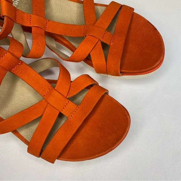 Eileen Fisher Women's Sola Tumbled Nubuck Leather Red Zip Sandals