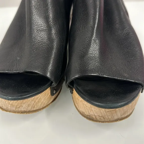 Eileen Fisher Wooden Open-toe Clog Platform Sandals 8