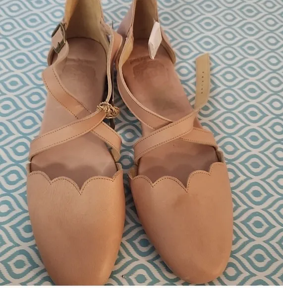 ELF Mangrove Handmade Leather Strappy Mary Jane Flats size 13 NWT