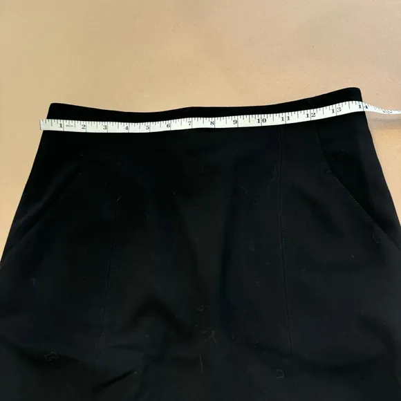 Emporio Armani Sz 8. Beautiful black lightweight wool suiting skirt.