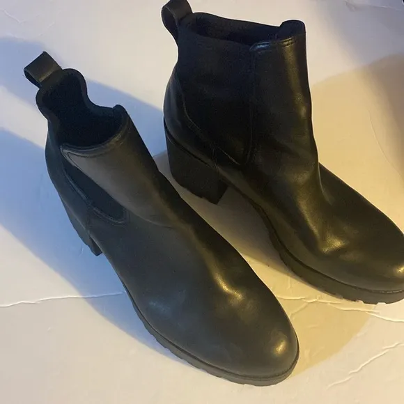 EUC ALDO Ankle Boots, Booties, Leather, Platform, Sz 9, chunky, block heel