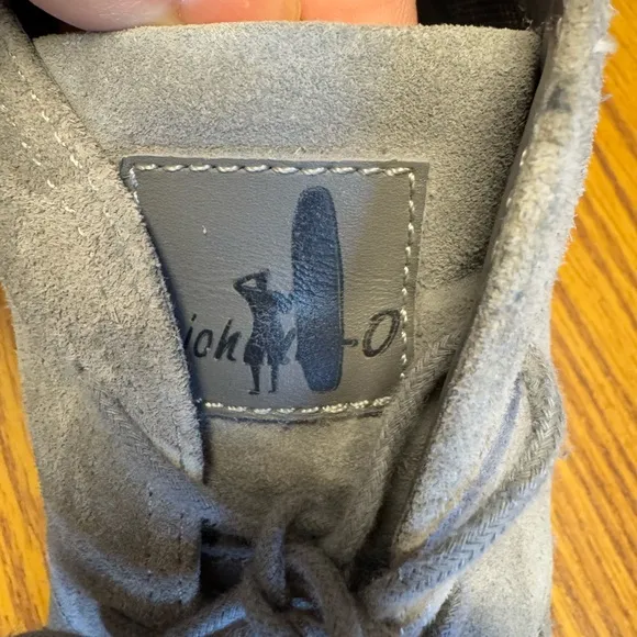 EUC Johnnie-O Men's The Chill Chukka Boot SZ 11