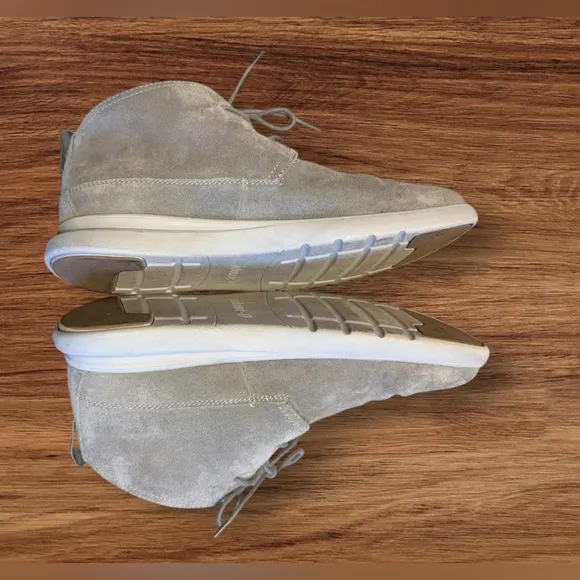 EUC Johnnie-O Men's The Chill Chukka Boot SZ 11