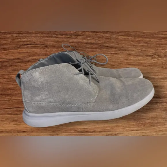EUC Johnnie-O Men's The Chill Chukka Boot SZ 11
