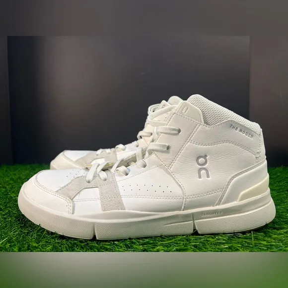 EUC - On Men's The Roger Clubhouse Mid 2 Sneakers Size:10.5