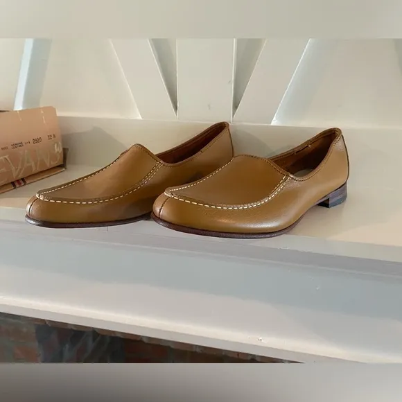 Evan’s New In Box size 12 Mens Narrow Genuine Soft Leather Maple Driving Loafers
