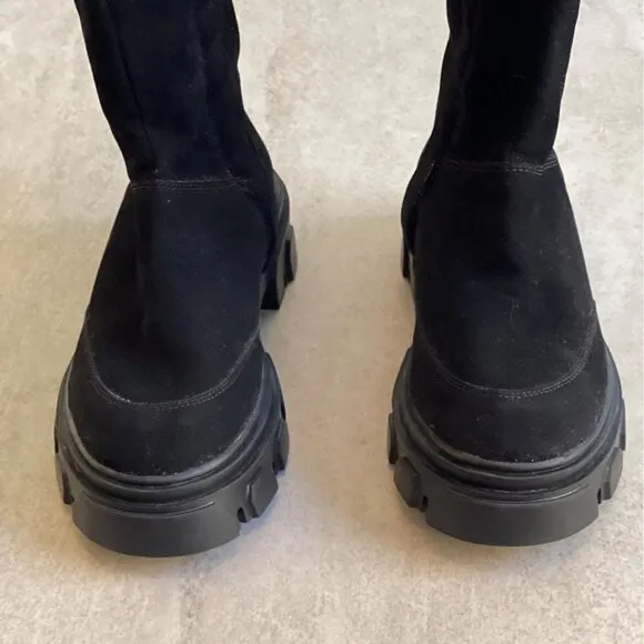 Farm Rio Boots Knee High Lug Sole Black Suede Sz 8.5 Tall Chunky Embroidery NEW