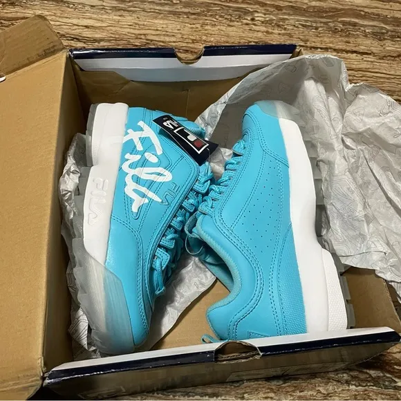 FILA Sneakers Size 6.5 NWT