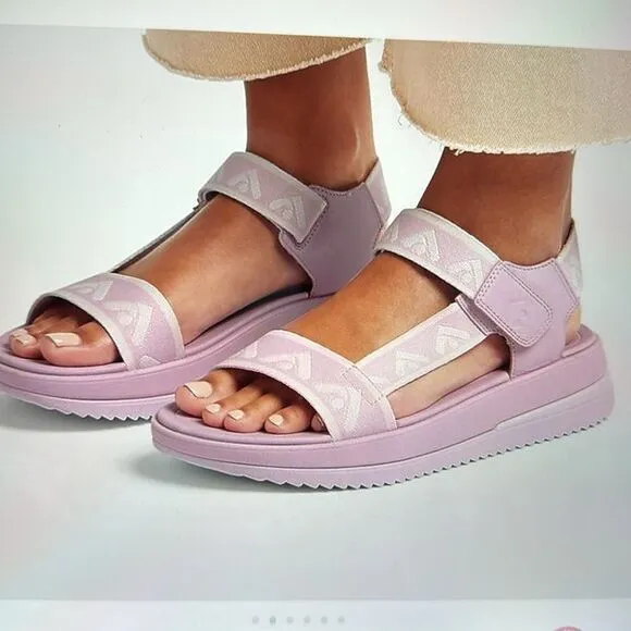 FITFLOP WEBBING BACK STRAP SANDALS. WILD LILAC