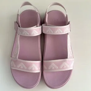 FITFLOP WEBBING BACK STRAP SANDALS. WILD LILAC