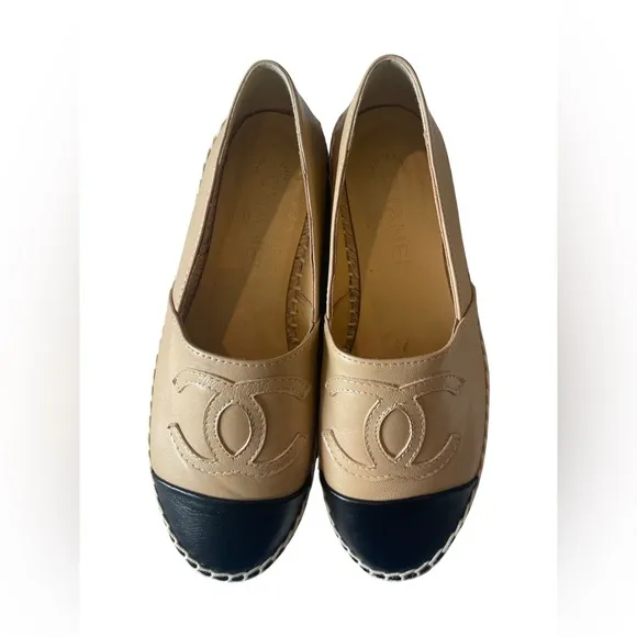 ⚡️Flash Sale⚡️Chanel Leather Beige and Black Espadrilles