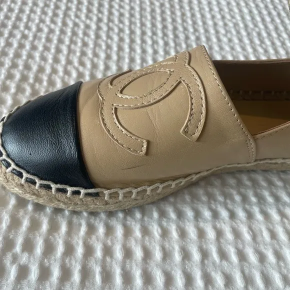⚡️Flash Sale⚡️Chanel Leather Beige and Black Espadrilles