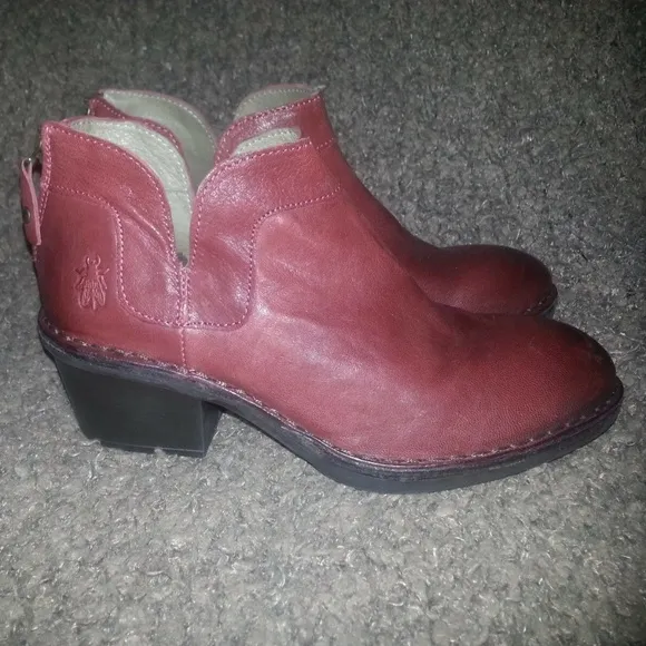 FLY LONDON-Dias Nevada Back Zip Ankle Boots
