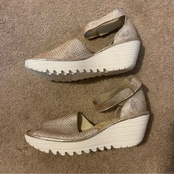 Fly London Yake Metallic Leather Wedge Sandals Women's Size 8.5 or 40EU