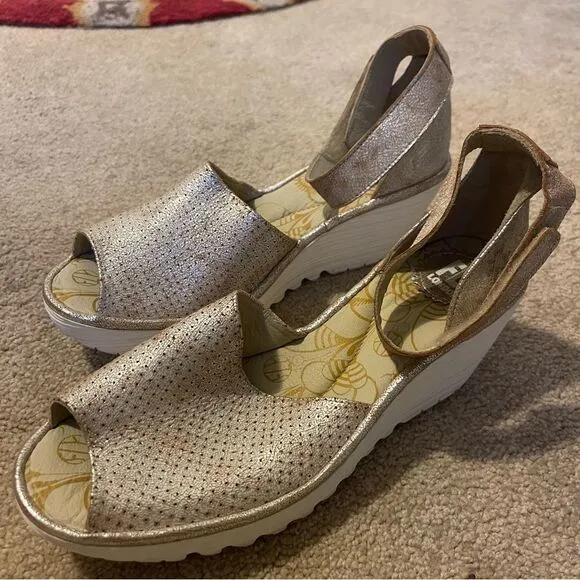 Fly London Yake Metallic Leather Wedge Sandals Women's Size 8.5 or 40EU