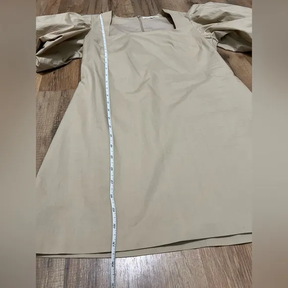Frame Nina mini dress, puff sleeve, beige, in excellent conditionSizeMedium