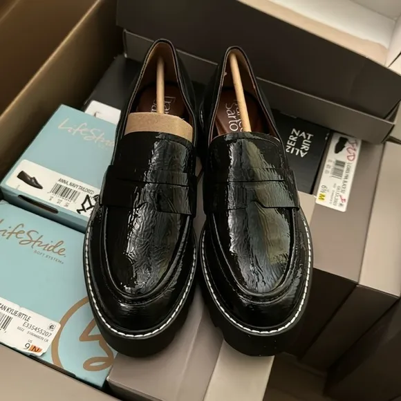 FRANCO SARTO Balin Lug Sole Loafers (WIDE)