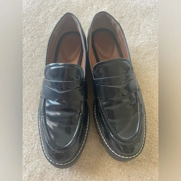 Franco Sarto Lug Sole Balin Penny Loafer. Women size 9. midnight blue/black‎